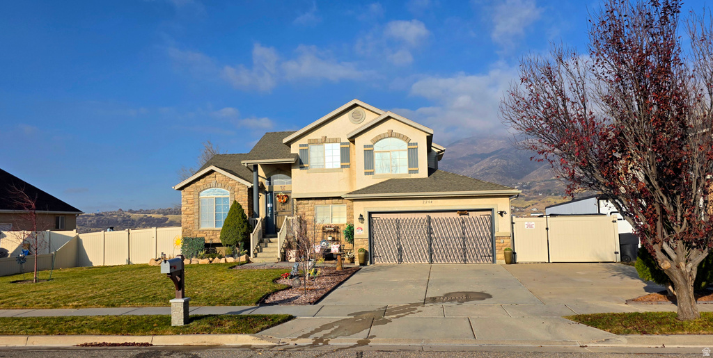 2204 E VIEW DR South Weber, UT 84405