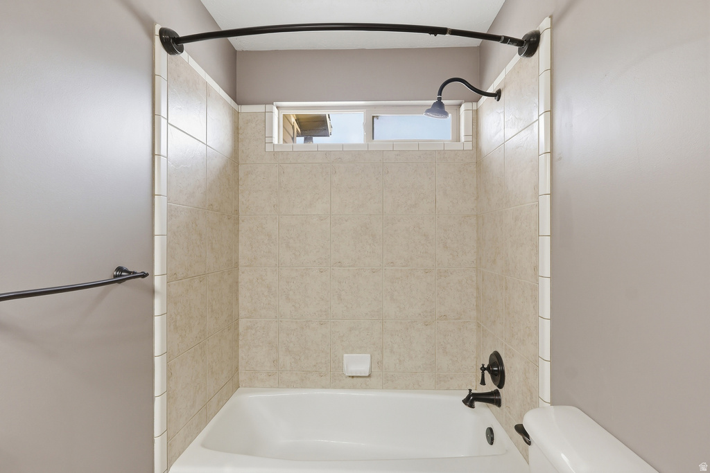 2204 E VIEW DR South Weber, UT 84405