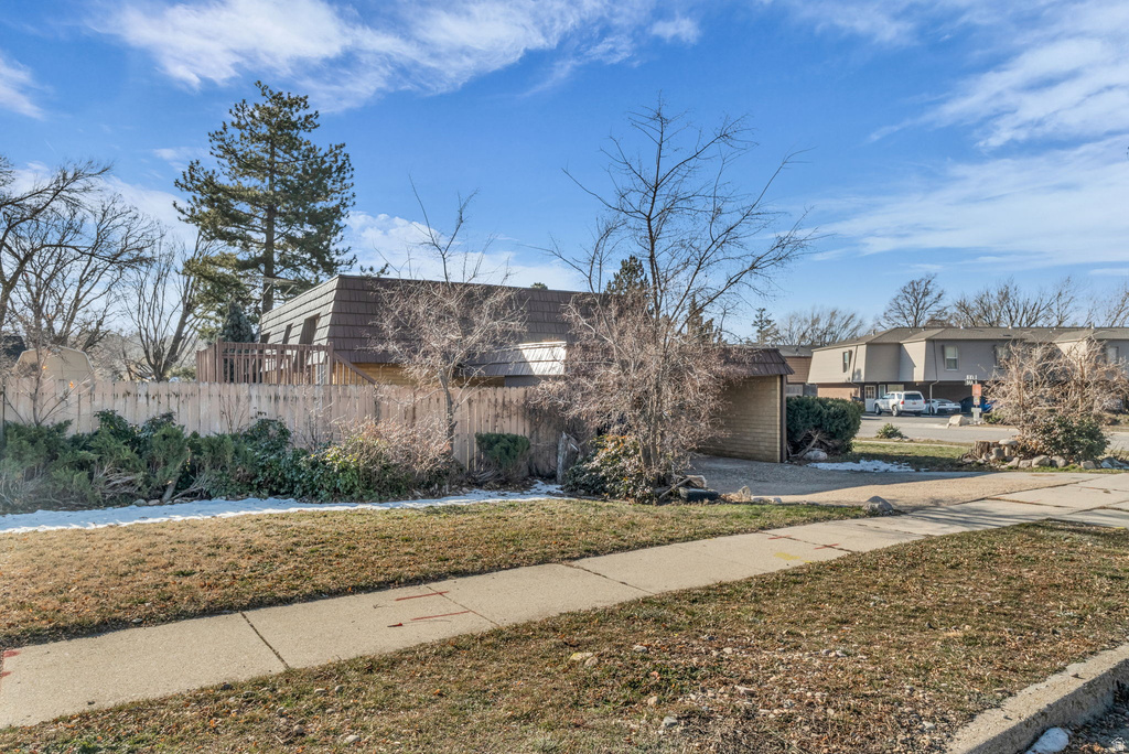 1534 S TYLER AVE Ogden, UT 84404