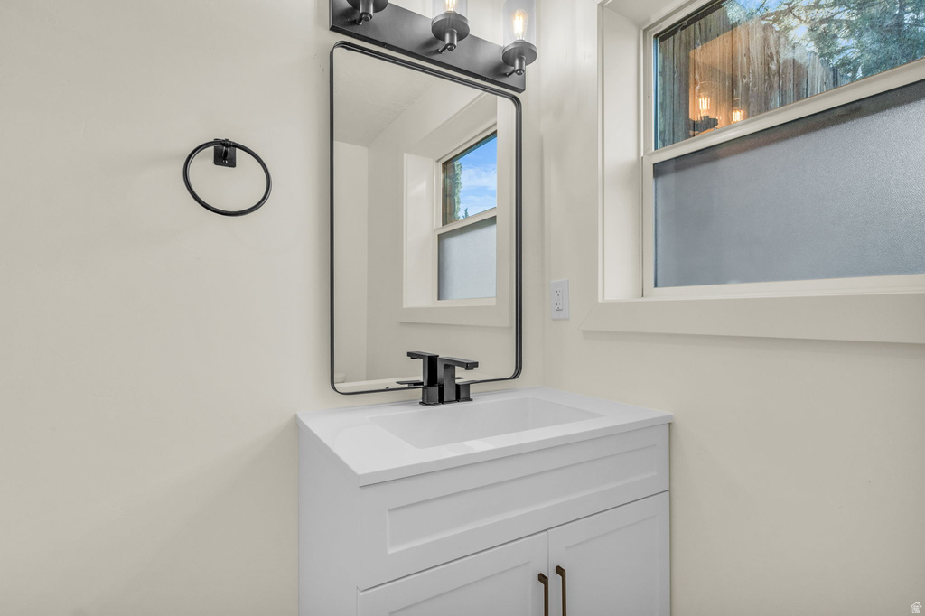 1534 S TYLER AVE Ogden, UT 84404