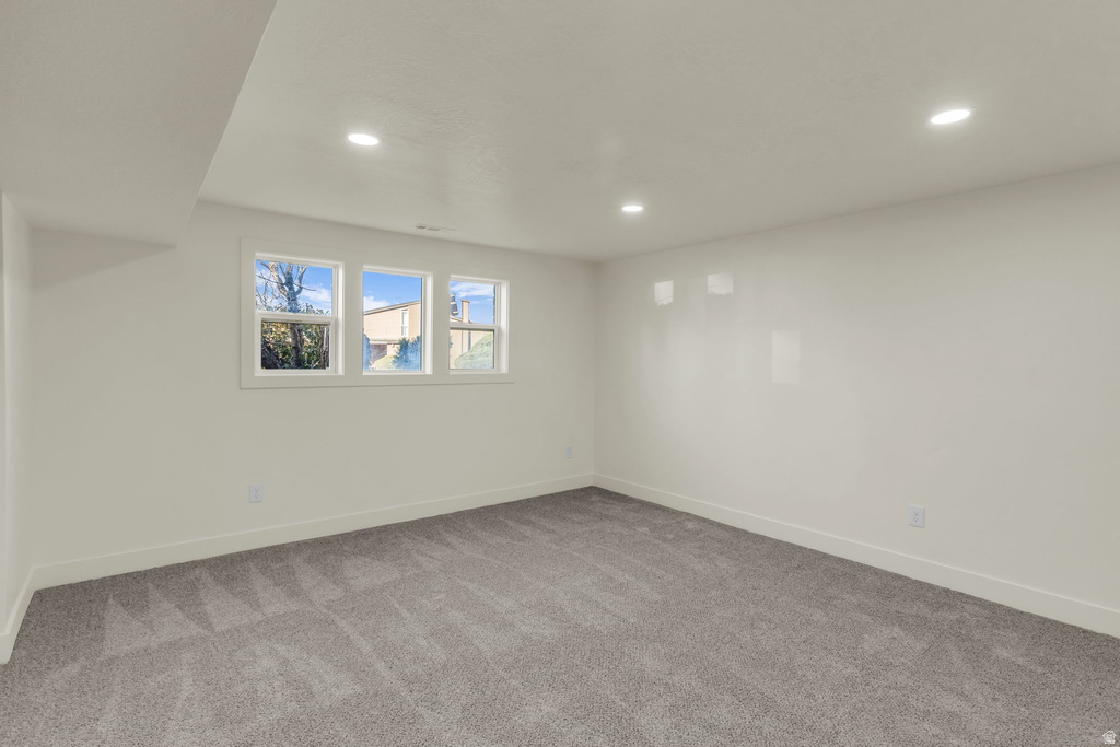 1534 S TYLER AVE Ogden, UT 84404