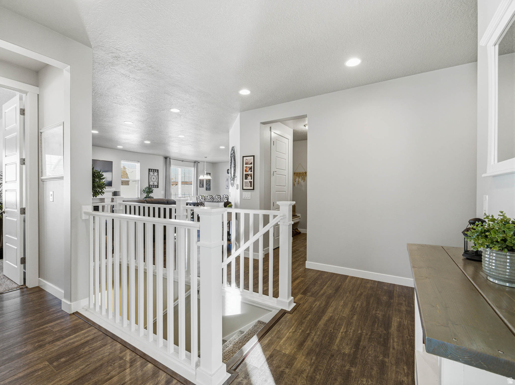 8014 S BARTON RIDGE RD West Jordan, UT 84081