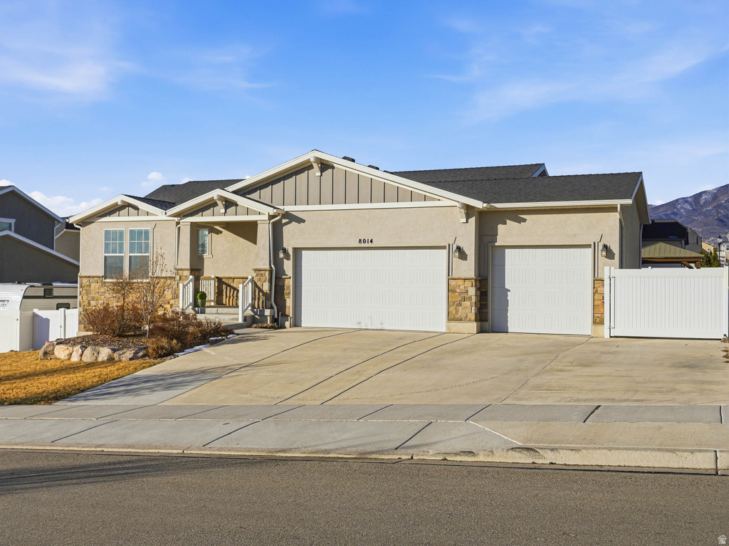 8014 S BARTON RIDGE RD West Jordan, UT 84081