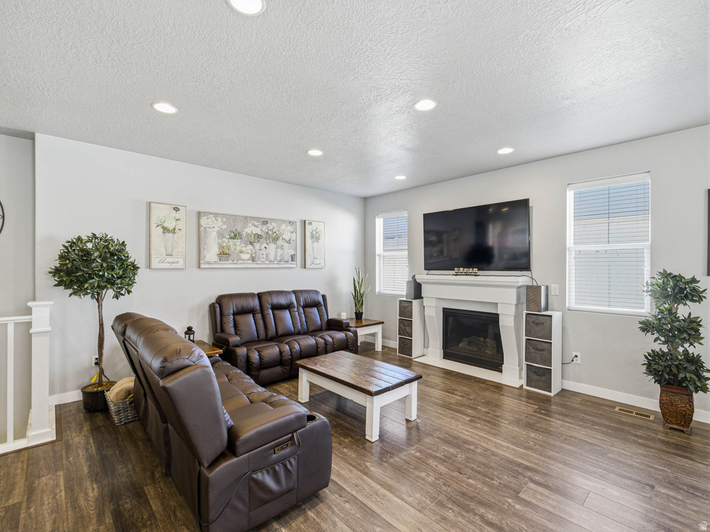 8014 S BARTON RIDGE RD West Jordan, UT 84081