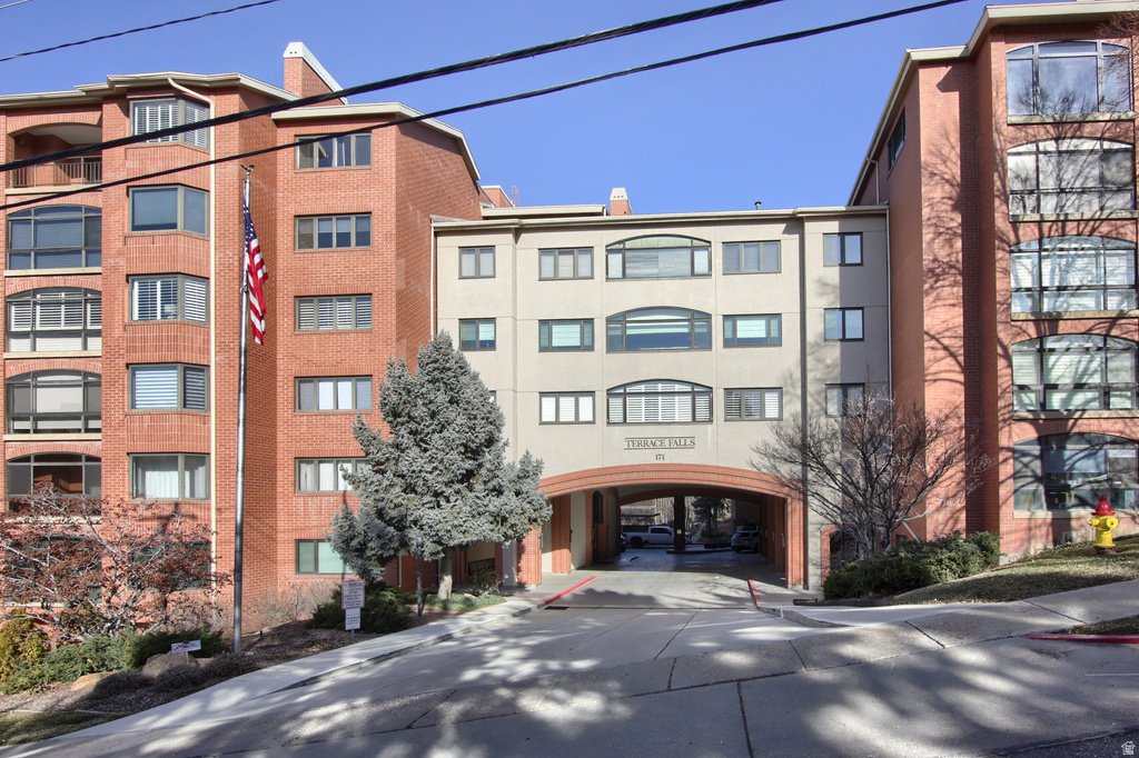 171 E 3RD AVE #709 Salt Lake City, UT 84103