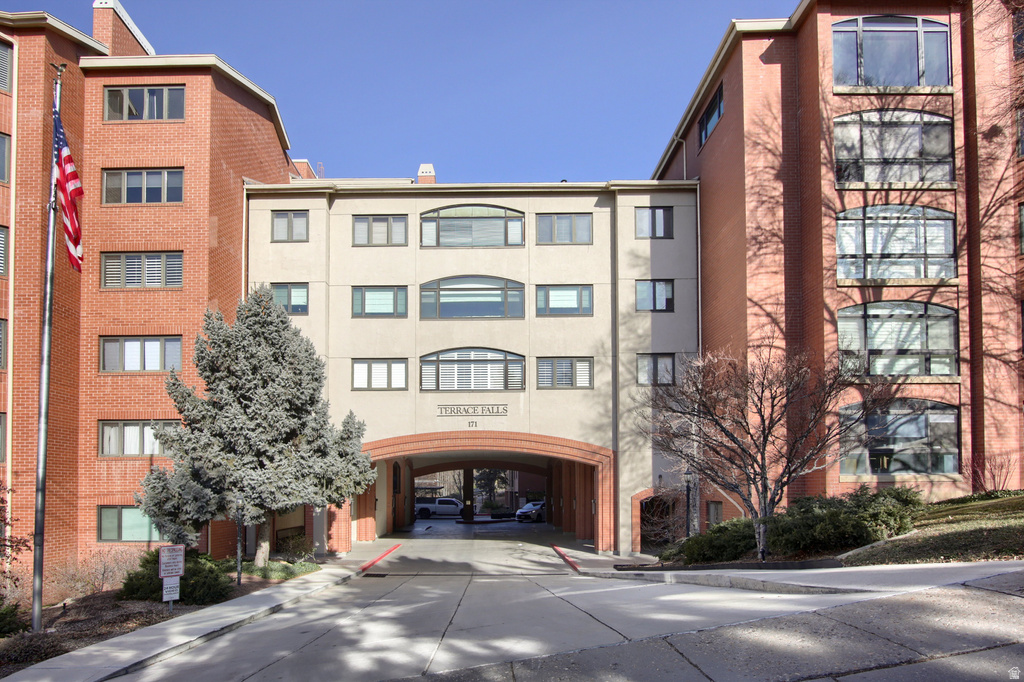 171 E 3RD AVE #709 Salt Lake City, UT 84103