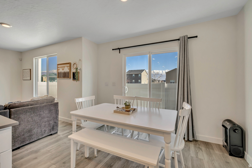 368 N MASTHEAD CT Saratoga Springs, UT 84045