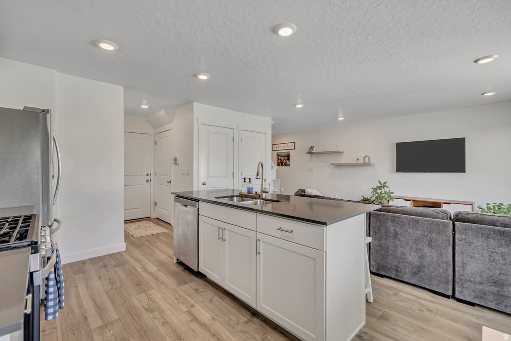 368 N MASTHEAD CT Saratoga Springs, UT 84045