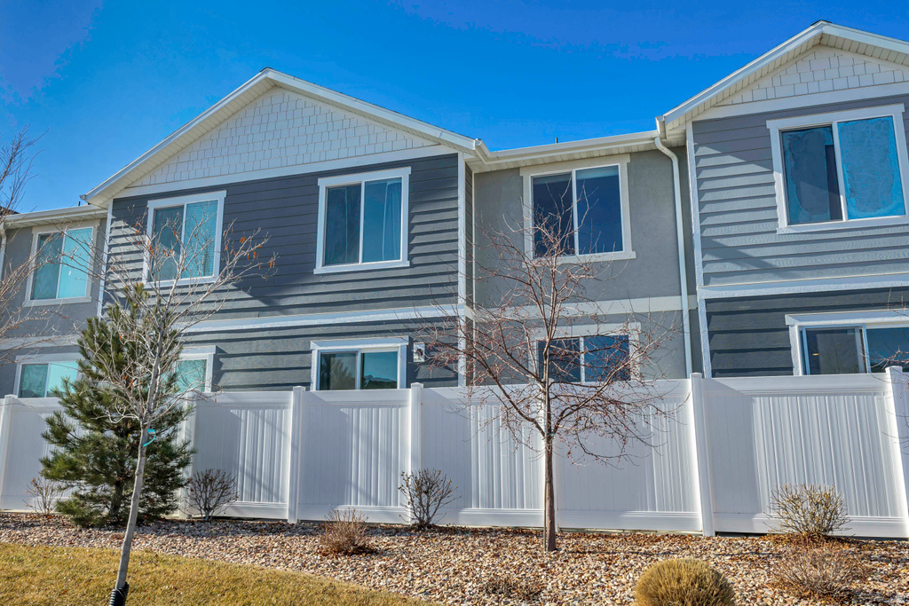 368 N MASTHEAD CT Saratoga Springs, UT 84045