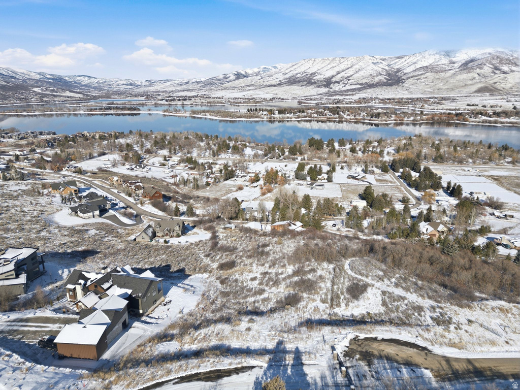 1316 S VIA MONACO DR. Huntsville, UT 84317