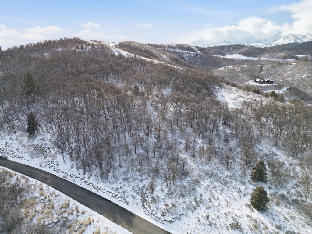 6559 E CHAPARRAL RD Huntsville, UT 84317