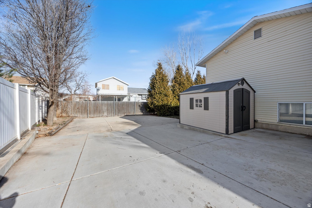 5110 W CYCLAMEN WAY West Jordan, UT 84081