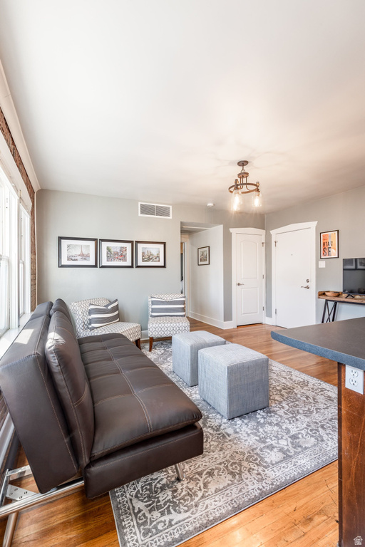 555 E 100 S #404 Salt Lake City, UT 84102