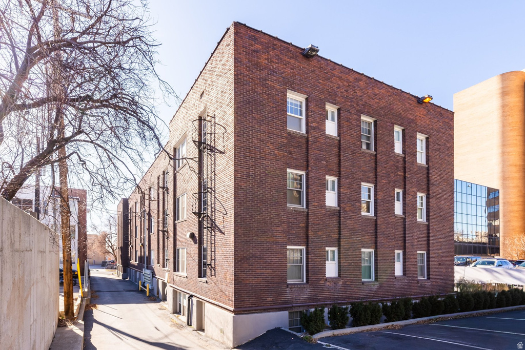 555 E 100 S #404 Salt Lake City, UT 84102