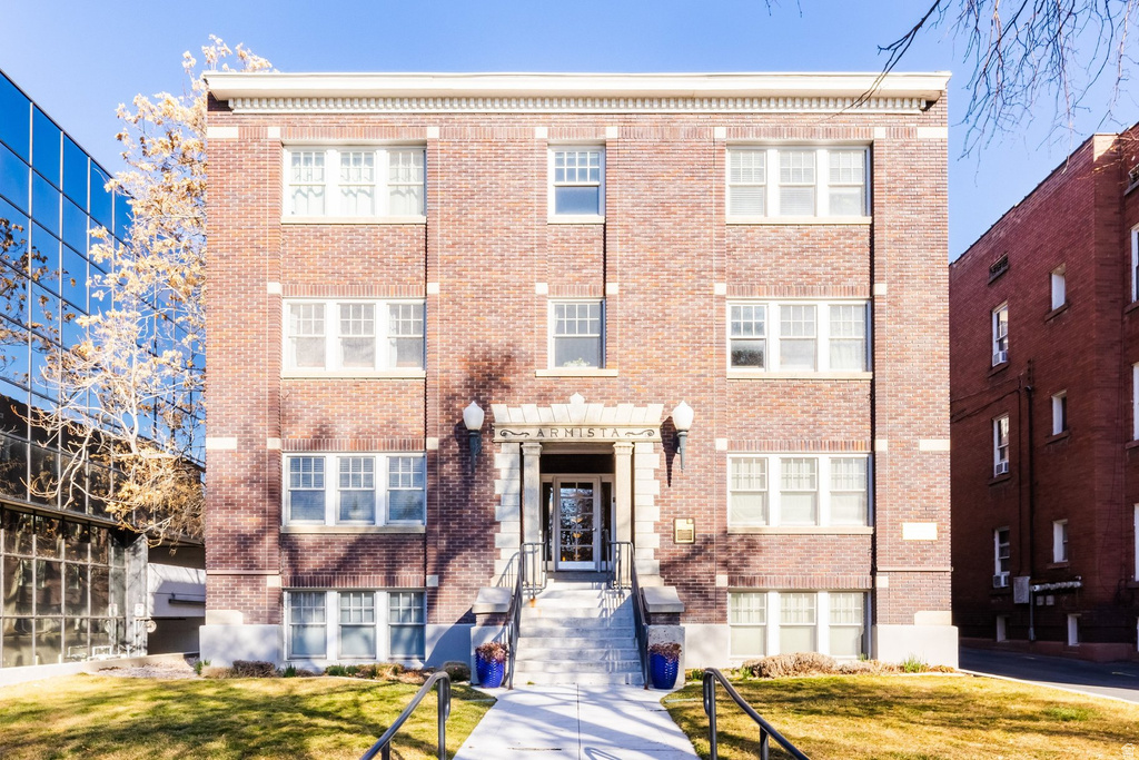 555 E 100 S #404 Salt Lake City, UT 84102