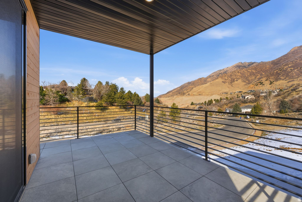 7571 S PROSPECTOR DR Cottonwood Heights, UT 84121