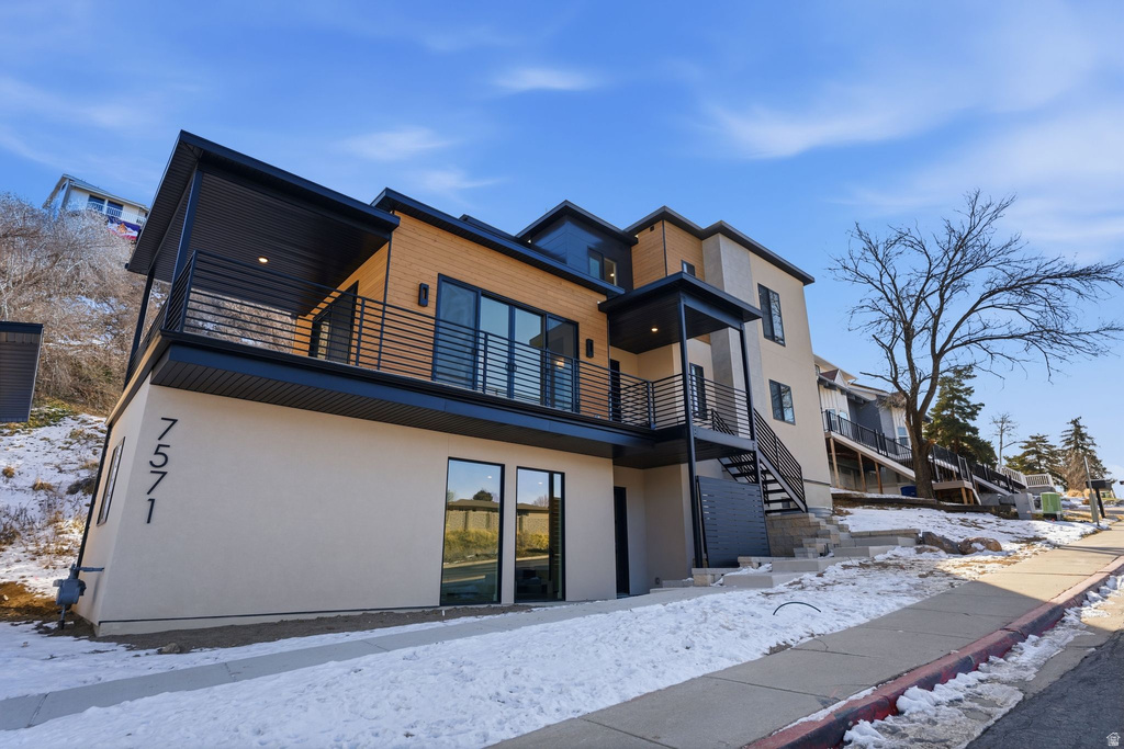 7571 S PROSPECTOR DR Cottonwood Heights, UT 84121