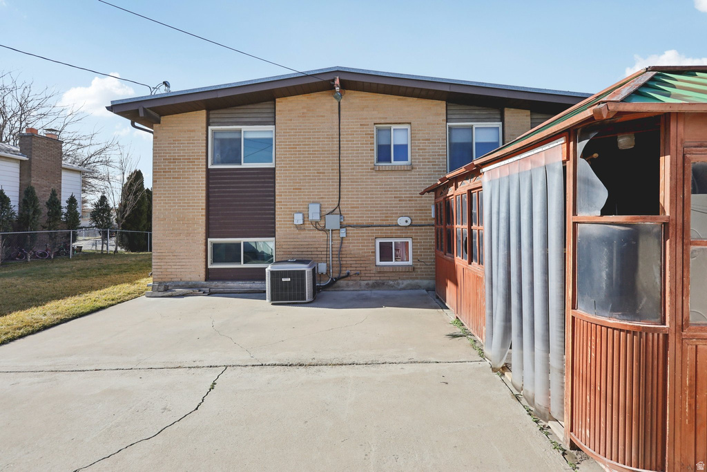 2587 S VESPA DR West Valley City, UT 84119