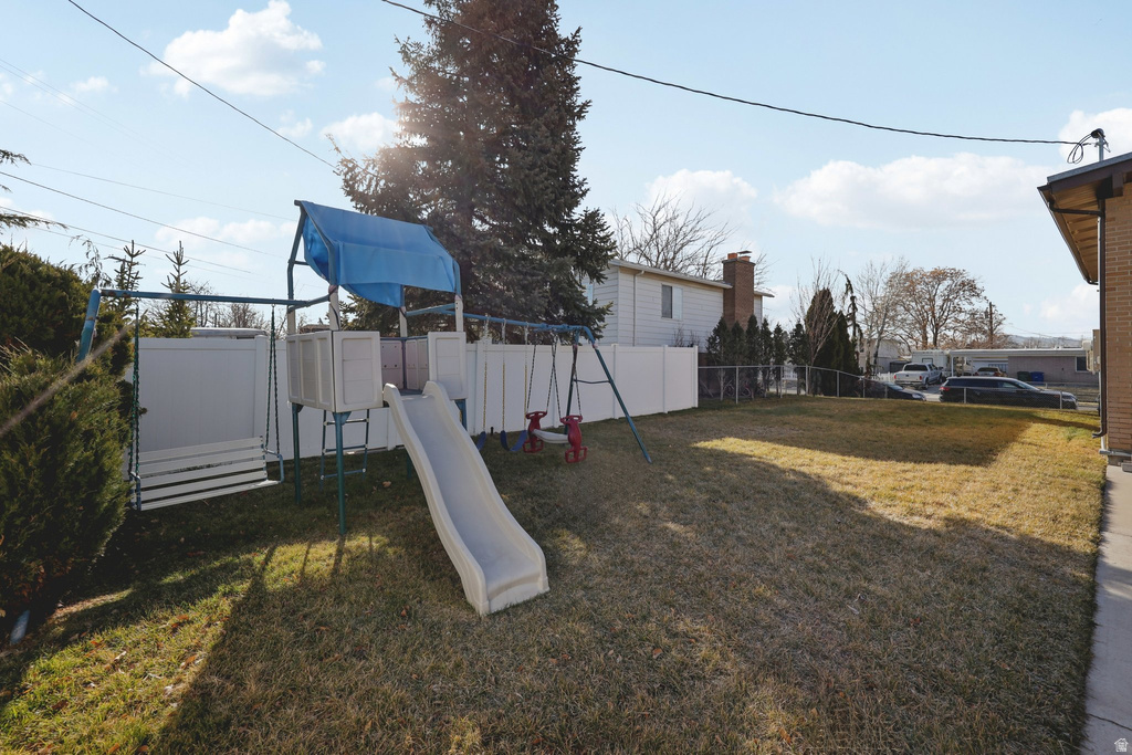 2587 S VESPA DR West Valley City, UT 84119