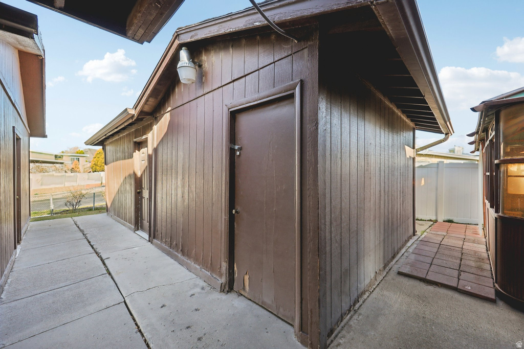 2587 S VESPA DR West Valley City, UT 84119