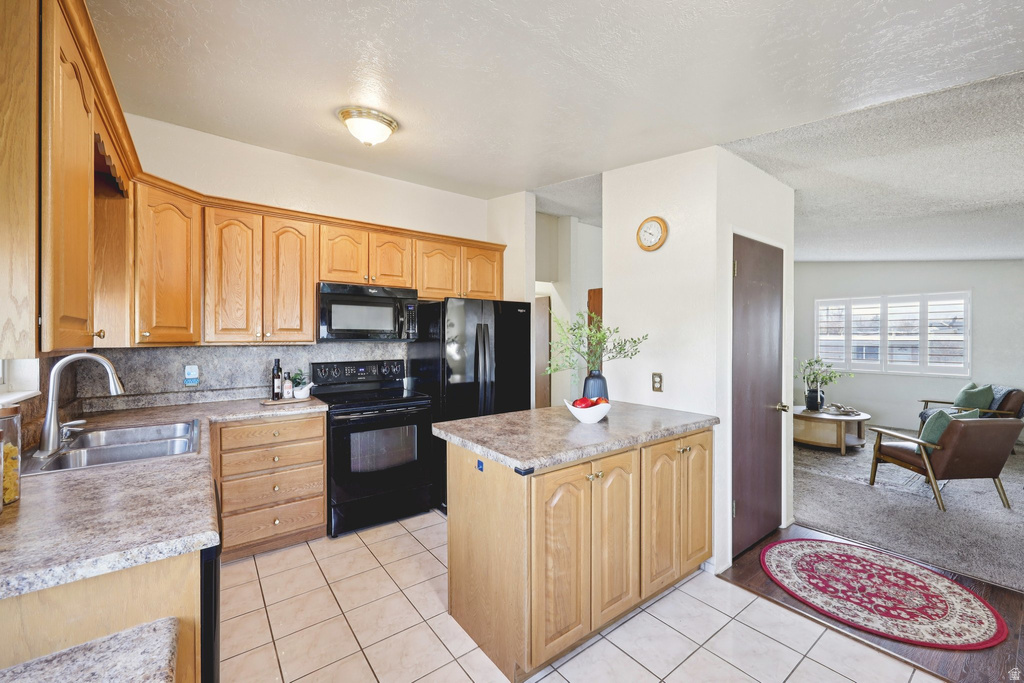 2587 S VESPA DR West Valley City, UT 84119