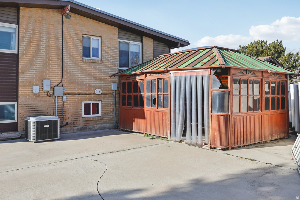 2587 S VESPA DR West Valley City, UT 84119