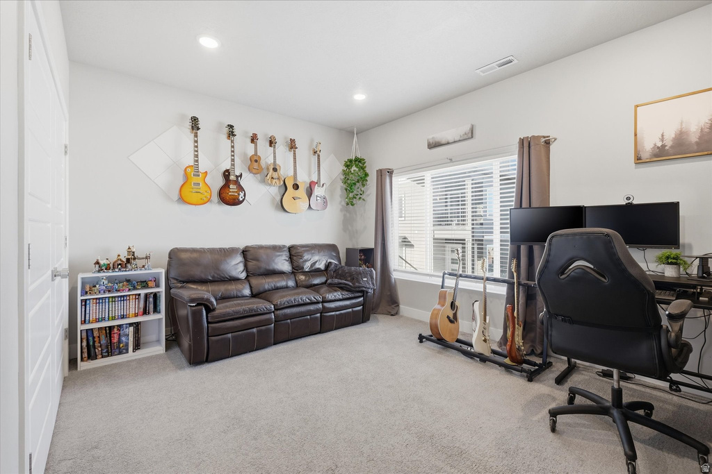 698 E 730 N Hyrum, UT 84319