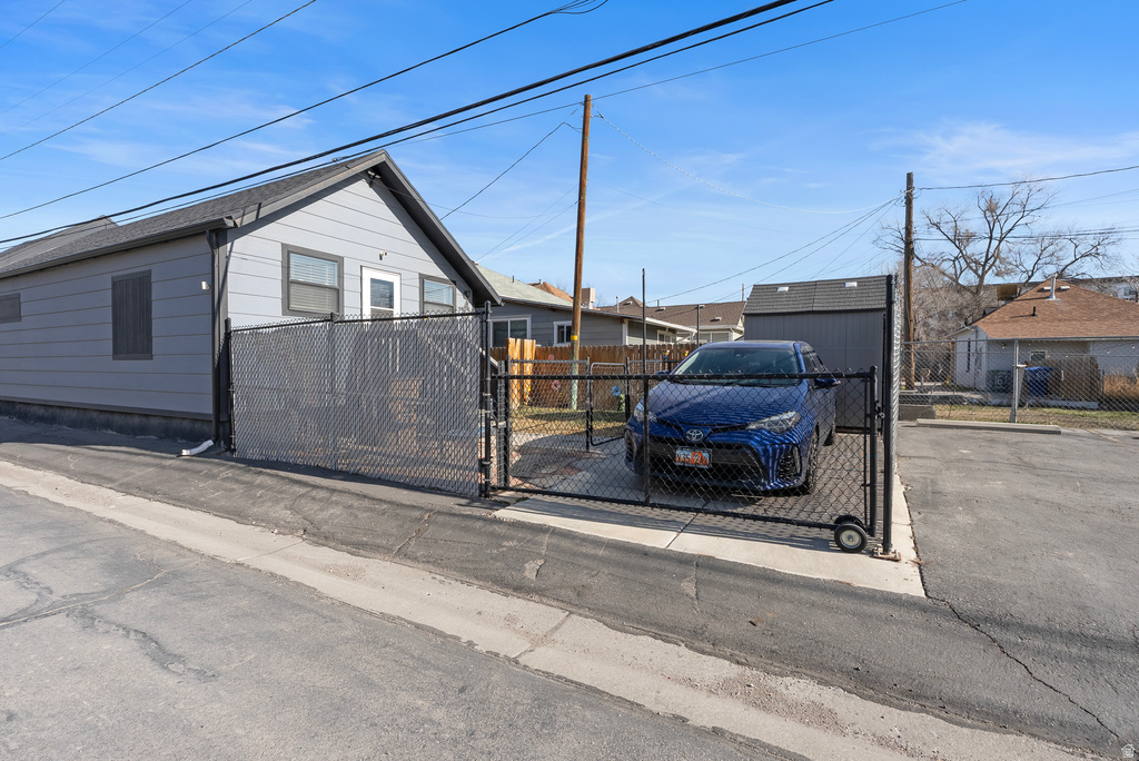 935 W 200 N Salt Lake City, UT 84116