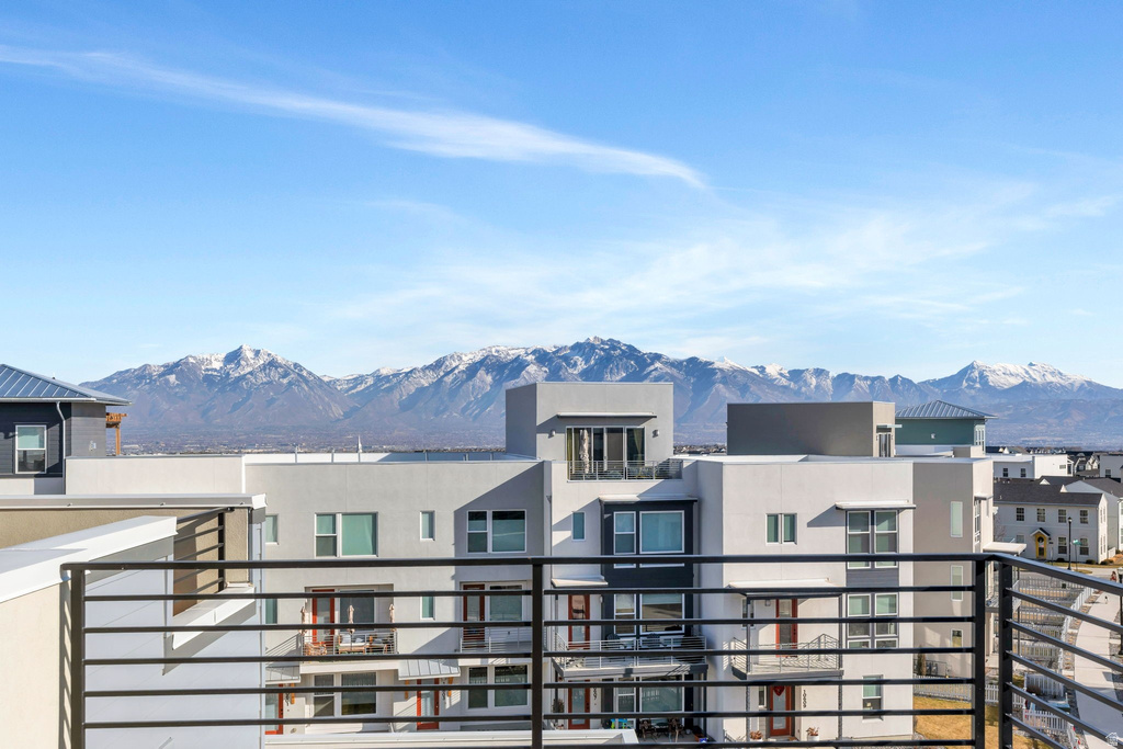 5438 W CARDINAL RD South Jordan, UT 84009