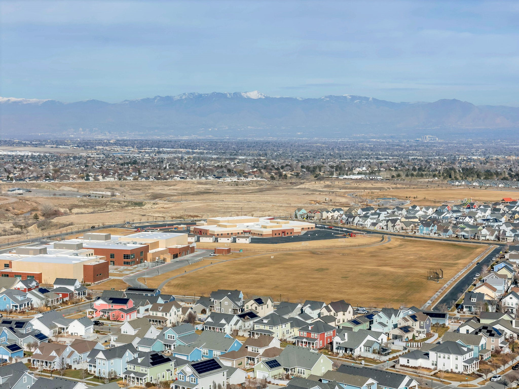 5438 W CARDINAL RD South Jordan, UT 84009