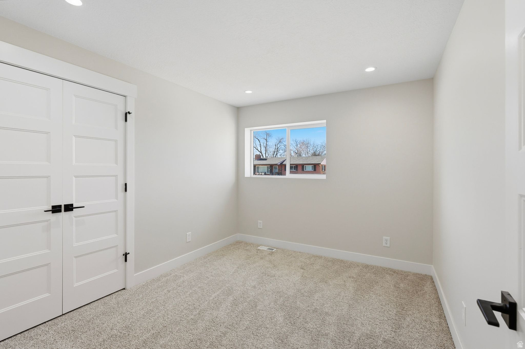 6121 S 520 E Murray, UT 84107