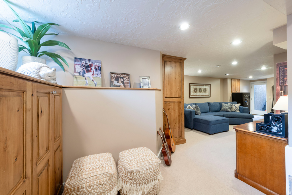 1120 E YALE AVE Salt Lake City, UT 84105