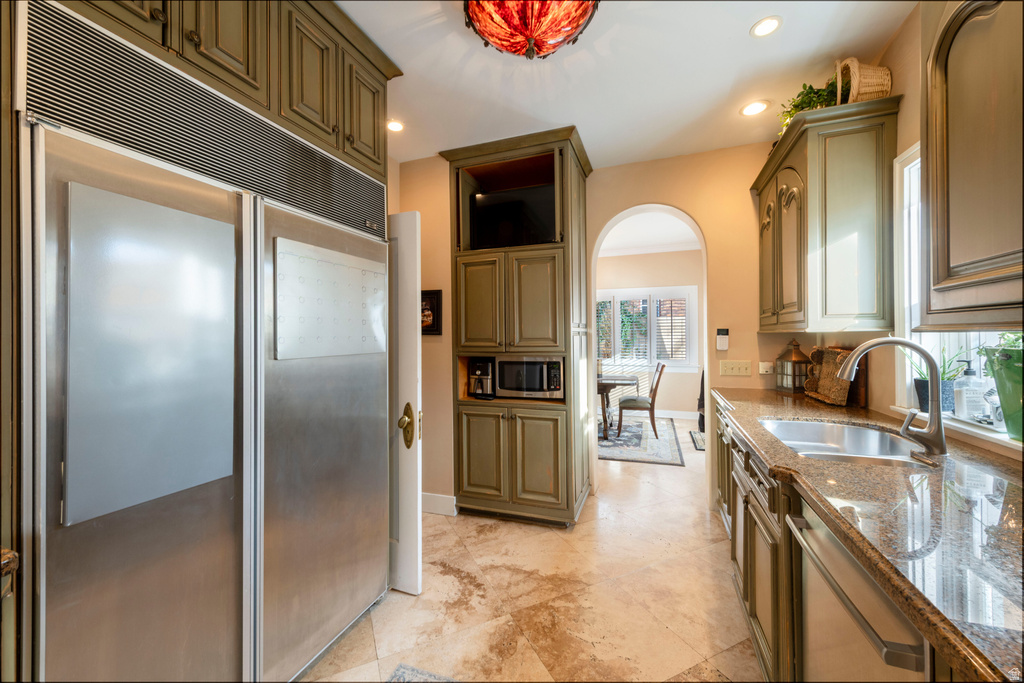 1120 E YALE AVE Salt Lake City, UT 84105