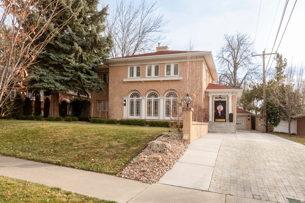 1120 E YALE AVE Salt Lake City, UT 84105