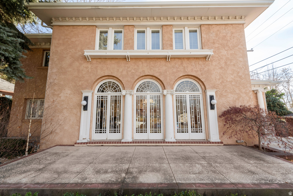 1120 E YALE AVE Salt Lake City, UT 84105