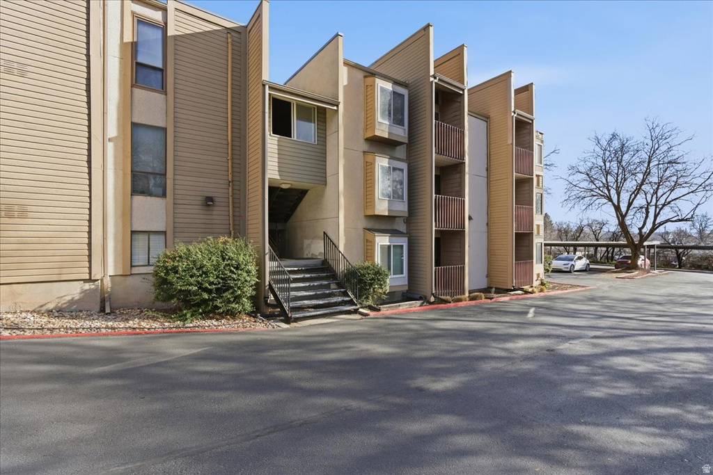 2270 E 4500 S #2C Holladay, UT 84117