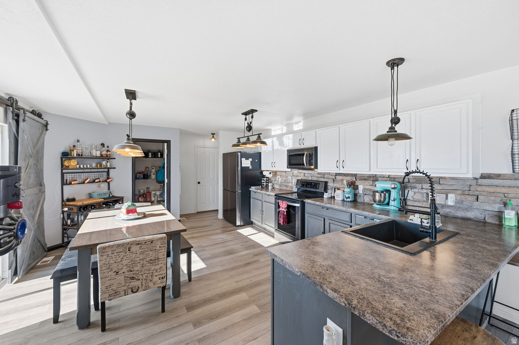 1108 E SEARLE LN Eagle Mountain, UT 84005