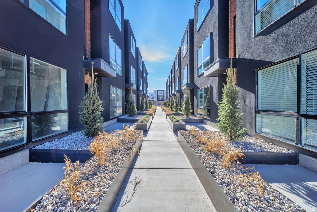 884 ROWLEY #106 Millcreek, UT 84107