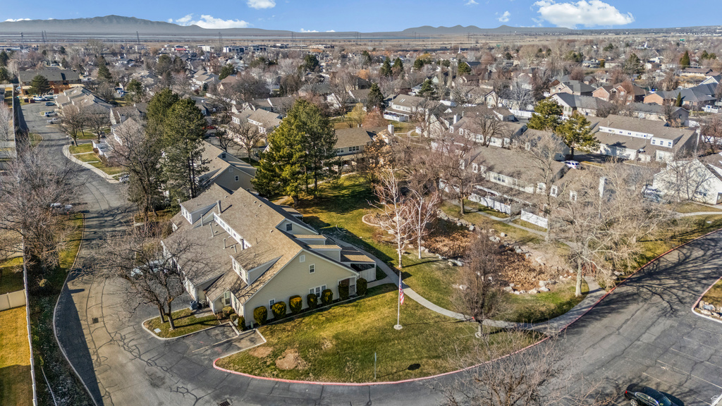 67 W PHEASANTBROOK DR Centerville, UT 84014