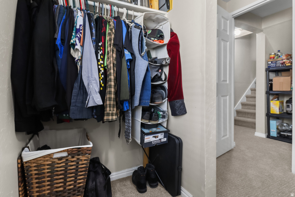 1369 N LEWIS PEAK DR Ogden, UT 84404