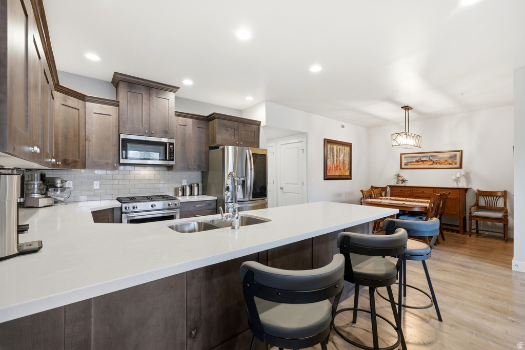 2369 E MURRAY HOLLADAY RD #A202 Holladay, UT 84117