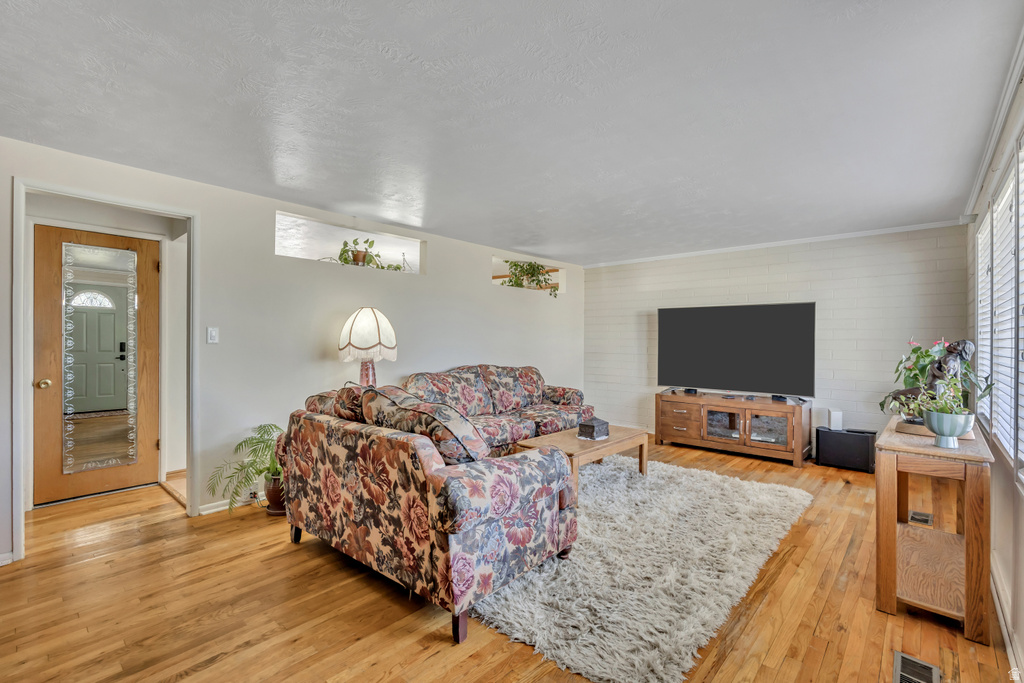 8411 S 1475 E Sandy, UT 84093