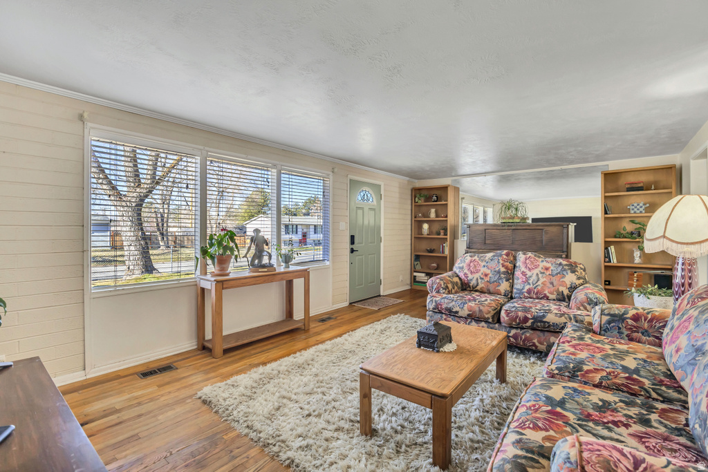 8411 S 1475 E Sandy, UT 84093