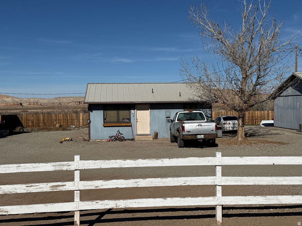 75 E 100 N Hanksville, UT 84734