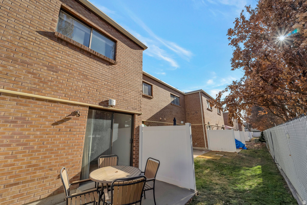 3924 S 805 ST #B Salt Lake City, UT 84107