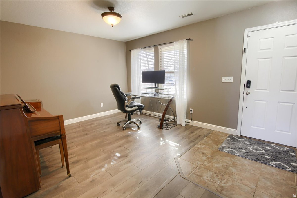 499 S WELLINGTON DR Kaysville, UT 84037