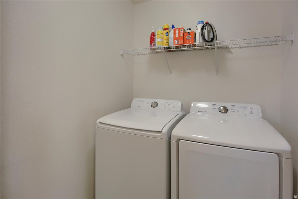 499 S WELLINGTON DR Kaysville, UT 84037