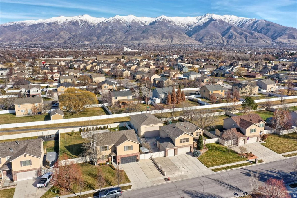 499 S WELLINGTON DR Kaysville, UT 84037