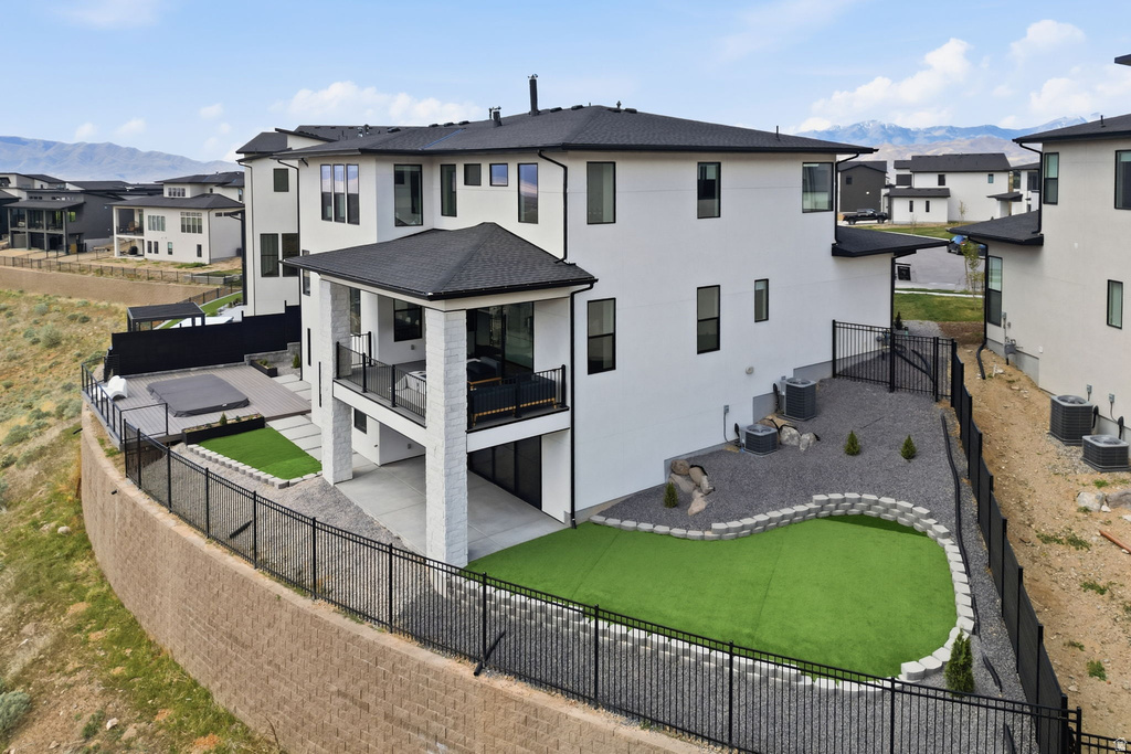 1109 W AUTUMN VIEW CIR Lehi, UT 84048