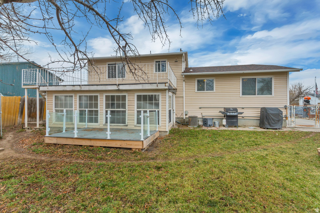 3223 S MAGNOLIA DR Magna, UT 84044